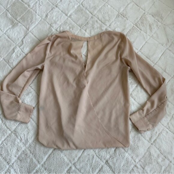 Victoria's Secret | Camel Front Button, Open Back Blouse | Size Small - Picture 5 of 10